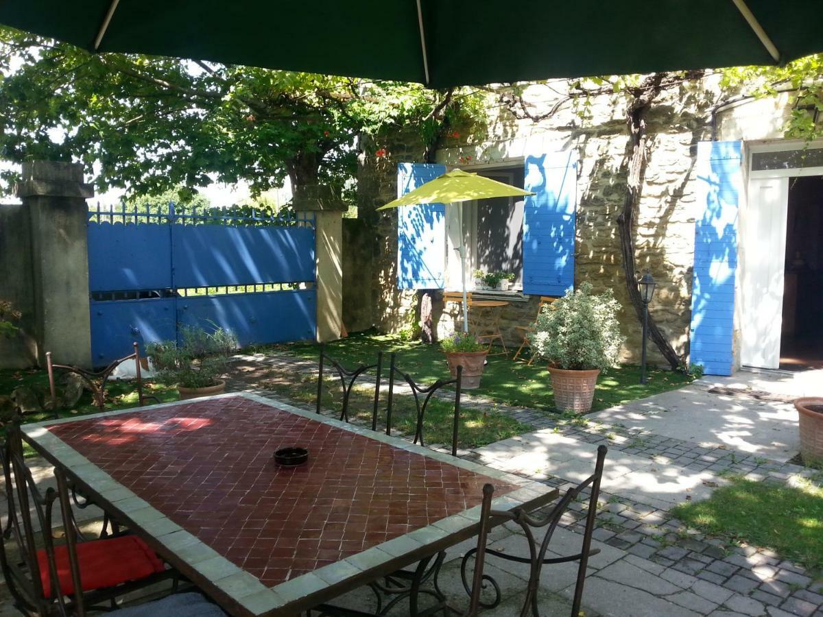 Entraigues-sur-la-Sorgue Le Mas Des Platanes מראה חיצוני תמונה